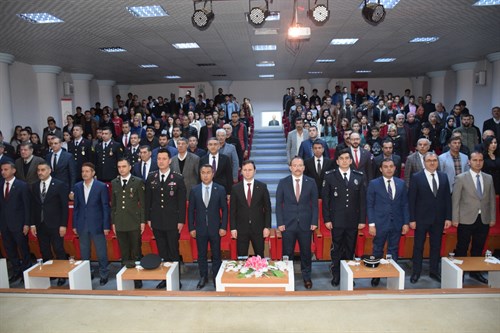 "18 Mart Çanakkale Zaferi ve Şehitleri Anma Günü " Programı Düzenlendi.